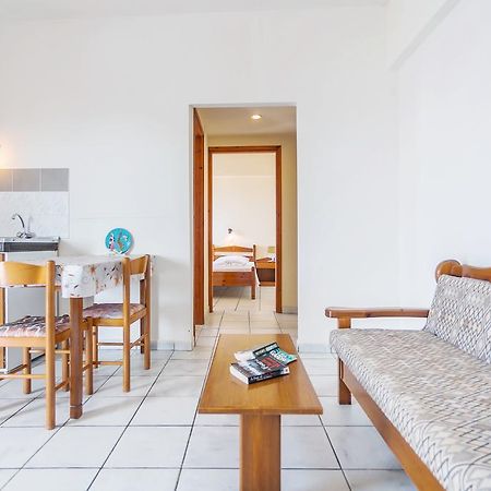 Yiannis Ηotel Foinikion Екстер'єр фото