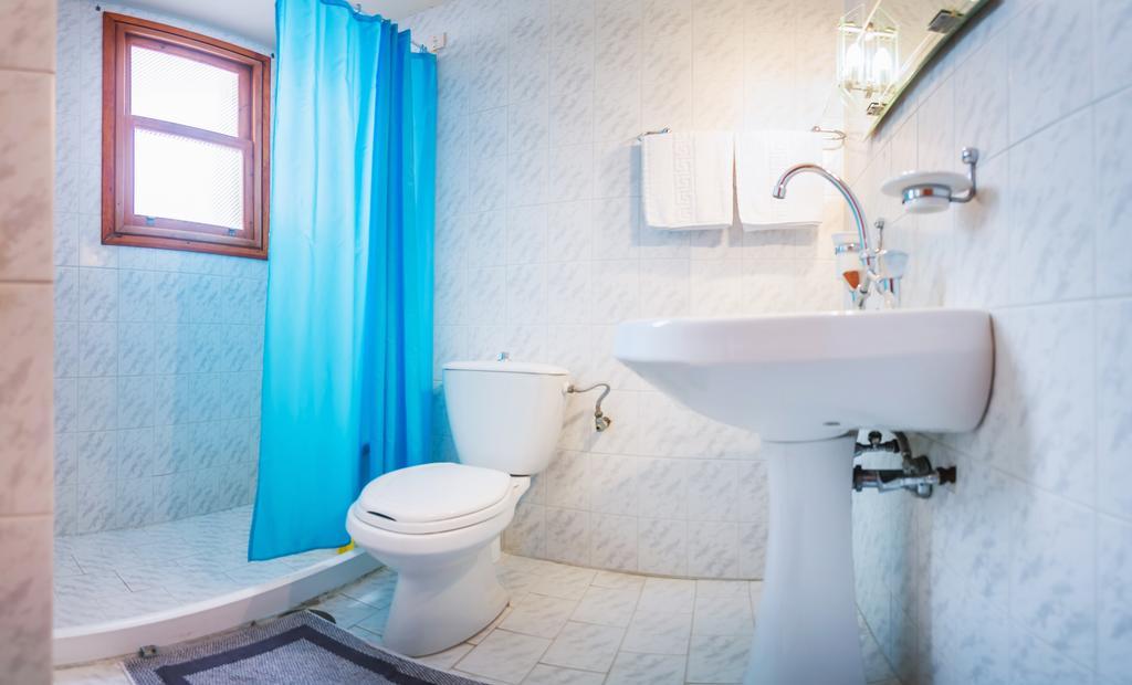 Yiannis Ηotel Foinikion Екстер'єр фото